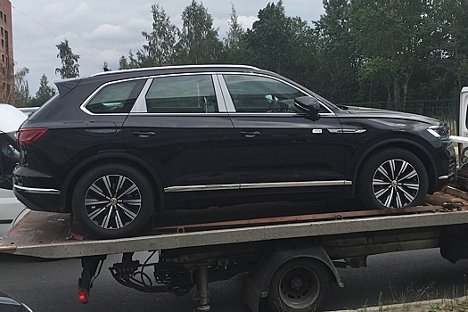 Новый Volkswagen Touareg прибыл в Петербург (Фото)