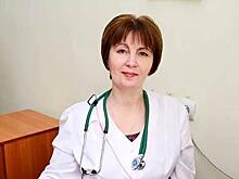 Врач из Приморья на борту самолета спасла жизнь туристке из КНДР