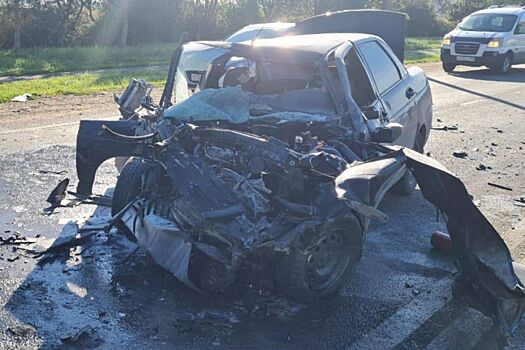 В ХМАО в аварии погибла девушка, недавно получившая права