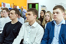 Омские школьники представят проекты по математическому моделированию и нефтехимии в Санкт-Петербурге