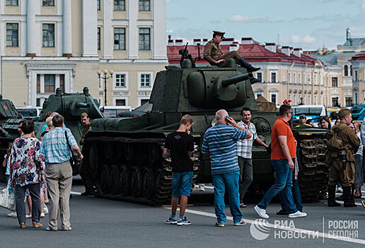 Как один очень большой танк не дал Гитлеру захватить Москву