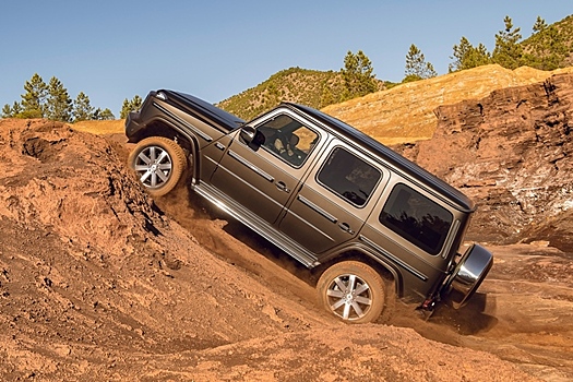 Mercedes-Benz раскрыл стоимость нового «Гелика» для России