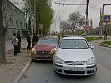 На проспекте Строителей в Саратове сбили женщину