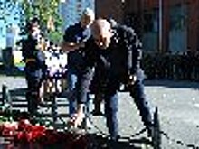 В отделе специального назначения «Тайфун» ГУФСИН России по г. Санкт-Петербургу и Ленинградской области почтили память погибших при выполнении служебных обязанностей сотрудников уголовно-исполнительной системы Российской Федерации