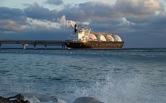 «Газпром» впервые отправил СПГ с Балтики по Северному морскому пути