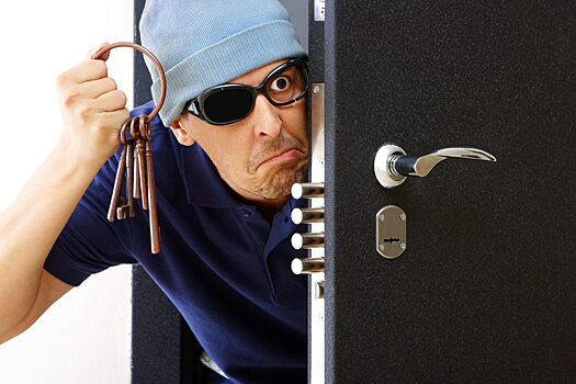 Саратовец украл ключи у собутыльника и обчистил его квартиру