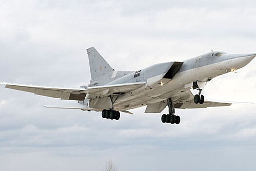 МО: самолеты Ту-22М3 пролетели над Балтикой вместе с иностранными истребителями