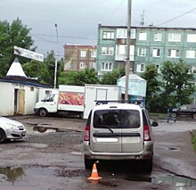 В Вологде под колеса автомобиля попала пенсионерка