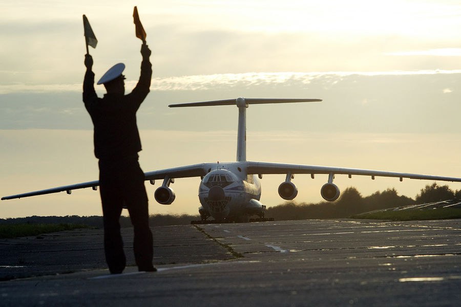 На российскую авиабазу Хмеймим село несколько Ил-76