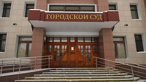 Ехали в Ноябрьск на заработки, а оказались на скамье подсудимых