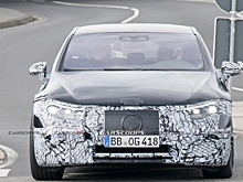 На гоночной трассе Нюрбургринг испытали электрокар Mercedes-AMG EQS