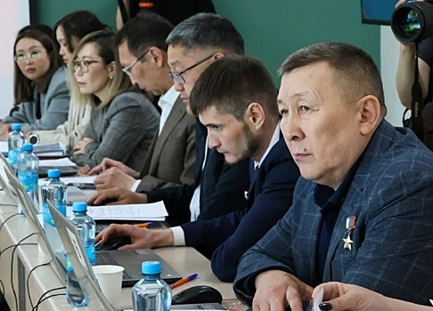На второй поток президентской программы "Время героев" отобрали 85 участников