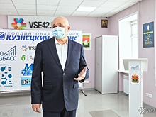 Сергей Цивилев поздравил ХК "Кузнецкий альянс" с 25-летним юбилеем