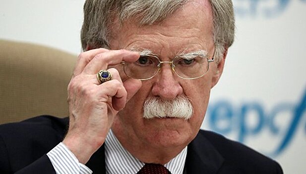 Болтон обвинил Иран в сохранении ядерной программы