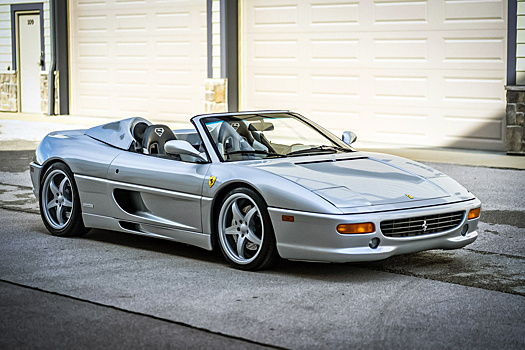 На продажу выставили Ferrari Шакила О'Нила с особо просторным салоном
