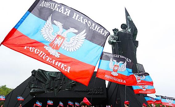 «Зеленский сдает Донбасс России»