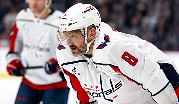 Васильев о том, что Овечкин не стал обматывать клюшку радужной лентой: «Православная вера не одобряет этого. Саша показал: на Западе можете делать что угодно, а у нас в России это запрещено»