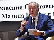 Радаев призвал больницы «использовать современные методы управления», а не рассчитывать на областной бюджет