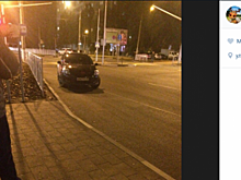 В Невинномысске автохам припарковался на автобусной остановке