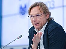 Тарханов: Карпину тяжело совмещать работу в сборной и клубе