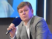 Губерниев пошутил о дерущихся в кафе футболистах