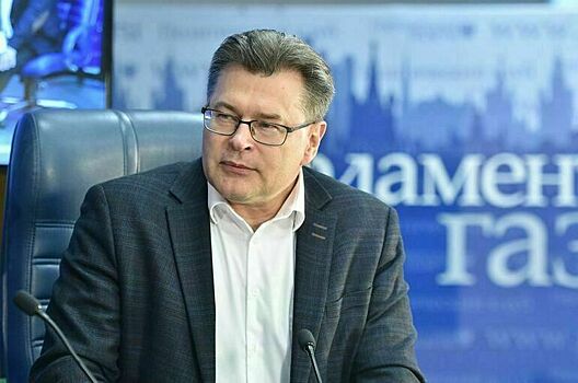 Политолог рассказал, что написано в книге «Поражение Запада», рекомендованной Володиным