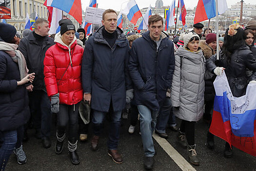Олега Навального отправили под домашний арест