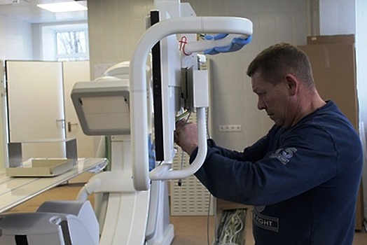 В больнице Мытищ рабочие заканчивают монтаж оборудования на сумму более 80 млн рублей