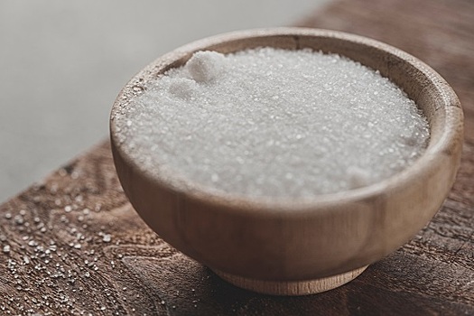 Диетолог рассказала, чем грозит полный отказ от соли