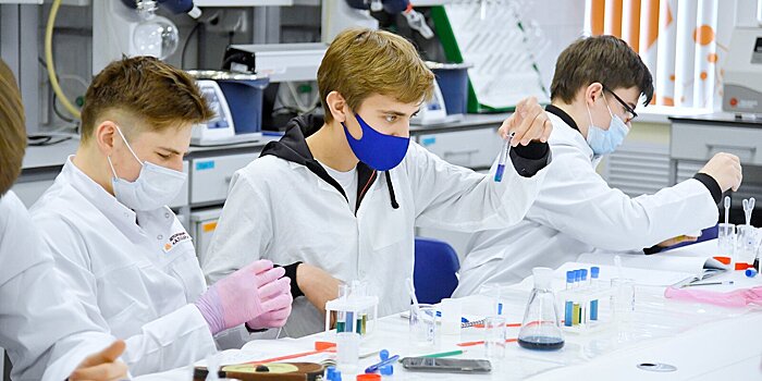 Молодые ученые Москвы получили премии за научные исследования и разработки