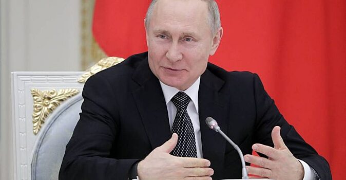 Путин признался, что понимает жалобу учителей на программу «Пусть говорят»