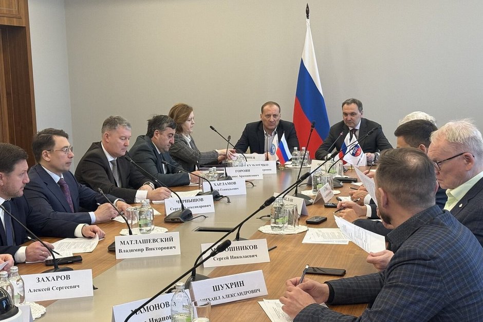 В Общественном совете при Минстрое РФ обсудили безопасность и обслуживание лифтов