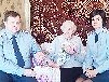 Сотрудники ИК-4 УФСИН России по Тверской области поздравили ветерана Великой Отечественной войны и уголовно-исполнительной системы со 105-летием