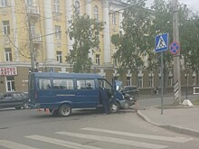 В Вологде в пятницу днем на перекрестке Мальцева-Октябрьская произошло ДТП