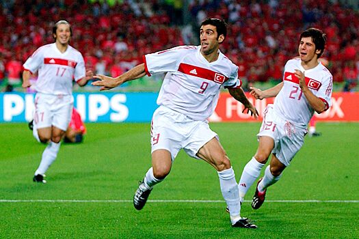 Самый быстрый гол в истории чемпионатов мира: Хакан Шукюр забил на ЧМ-2002, почему он сбежал из страны