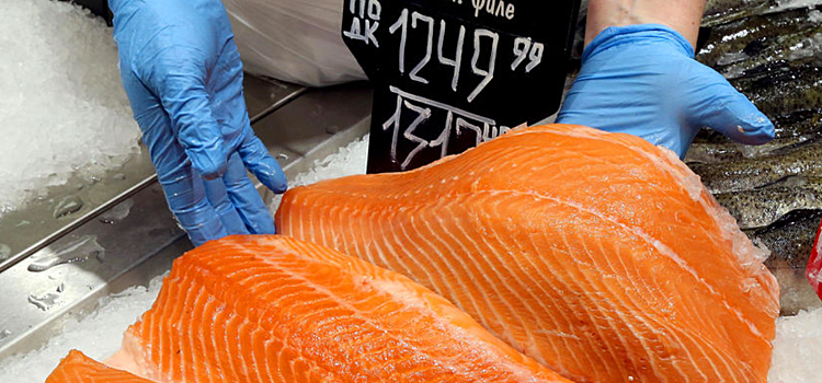 Популярный производитель приостановил поставки рыбы в Россию
