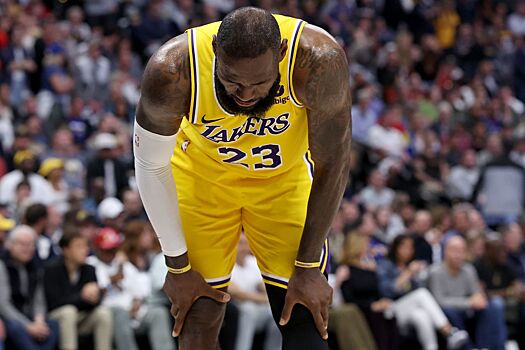 НБА, Леброн Джеймс: форвард отказался пожимать руку игрокам Денвер Наггетс после серии плей-офф, спортивное поведение