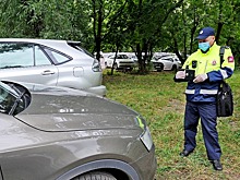 Любителей парковаться на газоне ждет штраф