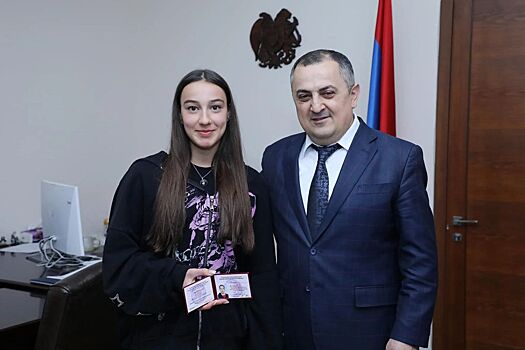Дочка экс-игрока «Спартака» Гунько стала мастером спорта Армении по плаванию в 14 лет