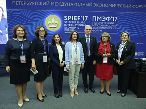 Минпромторг России обсуждает подходы в поддержке женского предпринимательства