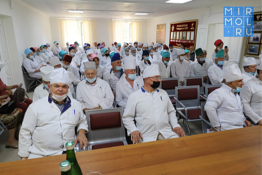 В Табасаранском районе состоялось торжественное мероприятие ко Дню медицинского работника