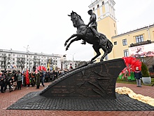 В Гомеле открыт памятник маршалу Константину Рокоссовскому
