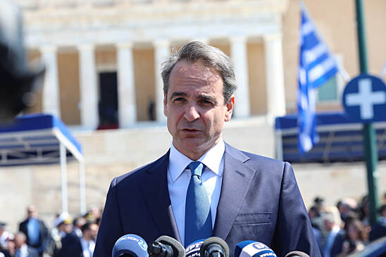Премьер Греции пообещал достроить забор на границе с Турцией