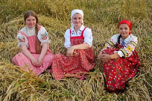 В «Орловском полесье» прошел старинный русский праздник «Пожинки»