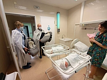 Безопасность с первых дней: Двойняшек из роддома в Чите заберут домой в новых автокреслах