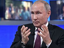 Чиновника уволили после жалобы на прямой линии Путина