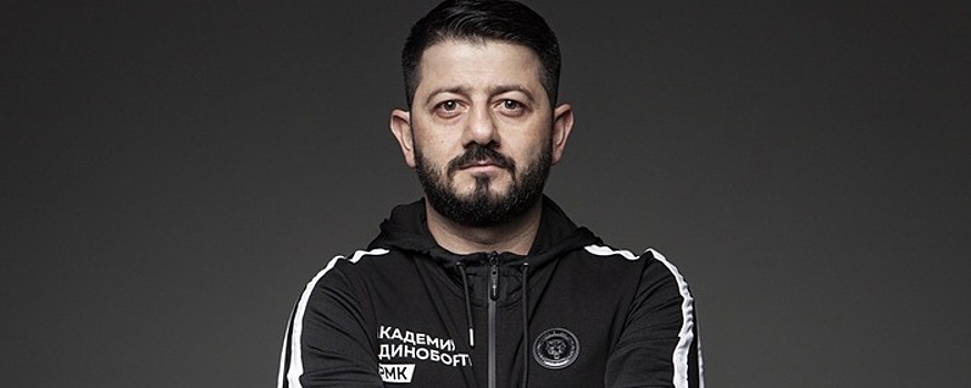 Михаил Галустян удивил поклонников крепкими мышцами в спортзале