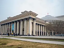 МХАТ имени М. Горького представляет новосибирской публике спектакль "Три сестры"