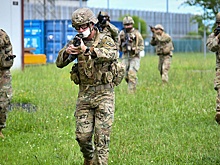 Шойгу: США и НАТО перемещают свои войска к границам европейской части России