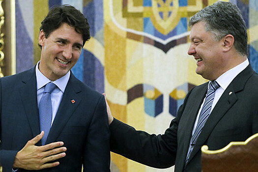 Порошенко и глава МИД Канады обсудили Донбасс "на мове"